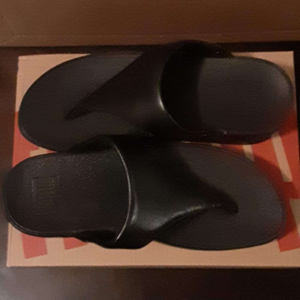 Fitflop Leather Thong Flip Flop
